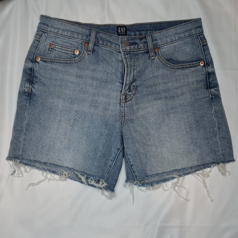Gap Cut Off Shorts Size 27